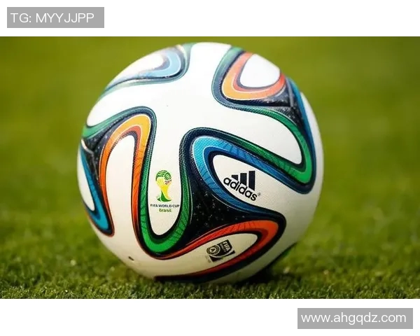 足球的魅力与激情探索全球足球文化与历史的深度之旅 足球的魅力与激情探索全球足球文化与历史的深度之旅